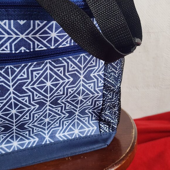 True Living Outdoors Blue White Triangle Pattern 12 Can Soft Side Carry Cooler - Picture 4 of 16